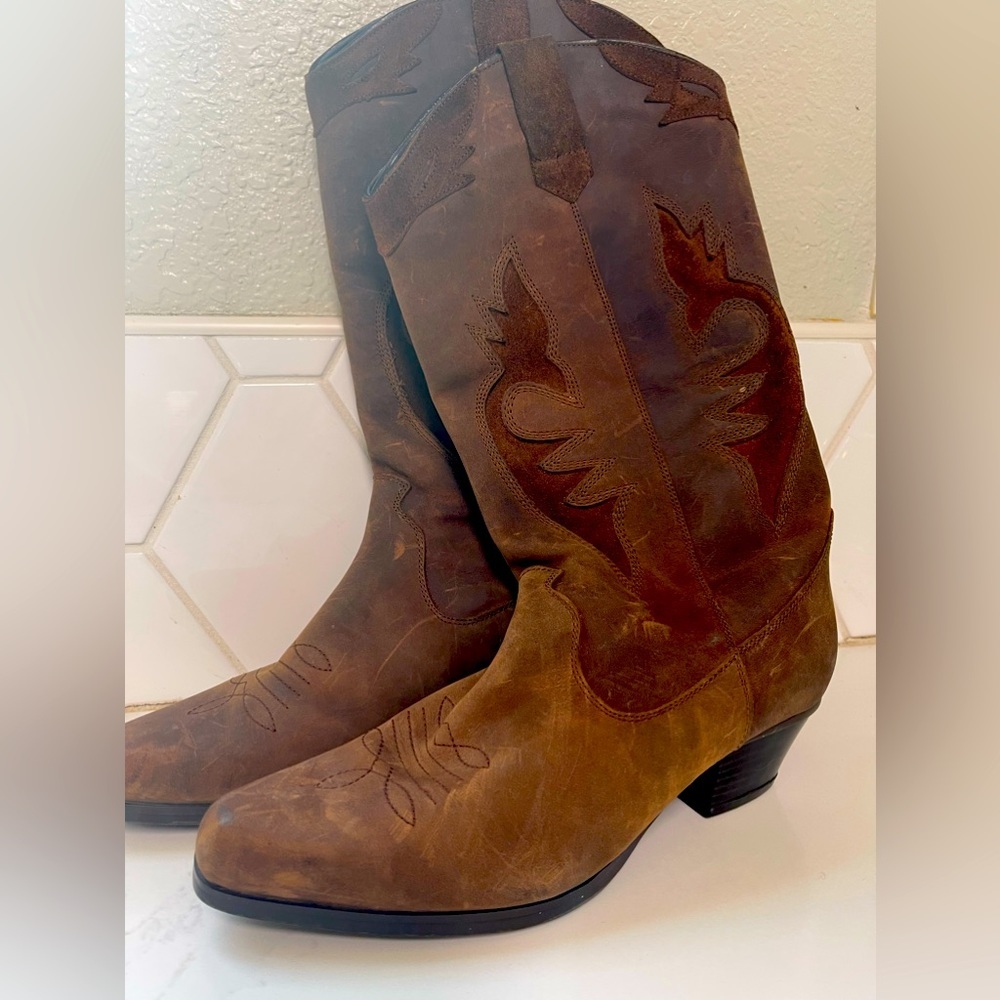 Classic Oak Tree cowgirl Boots